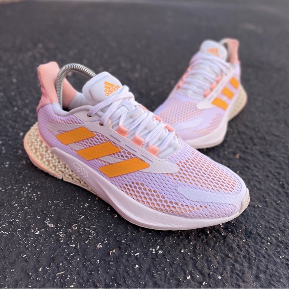 Adidas 4dfwd pulse white flash size 7 Women’s